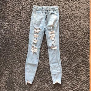 High waisted AmericanEagle Distressed Jean/Jegging